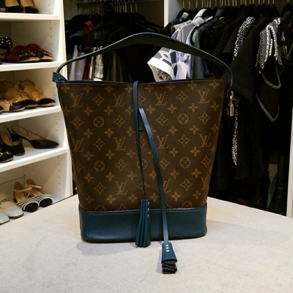 ❗Sold ❗Louis Vuitton Nouveau Noe Bucket Bag - Picture 2 of 8